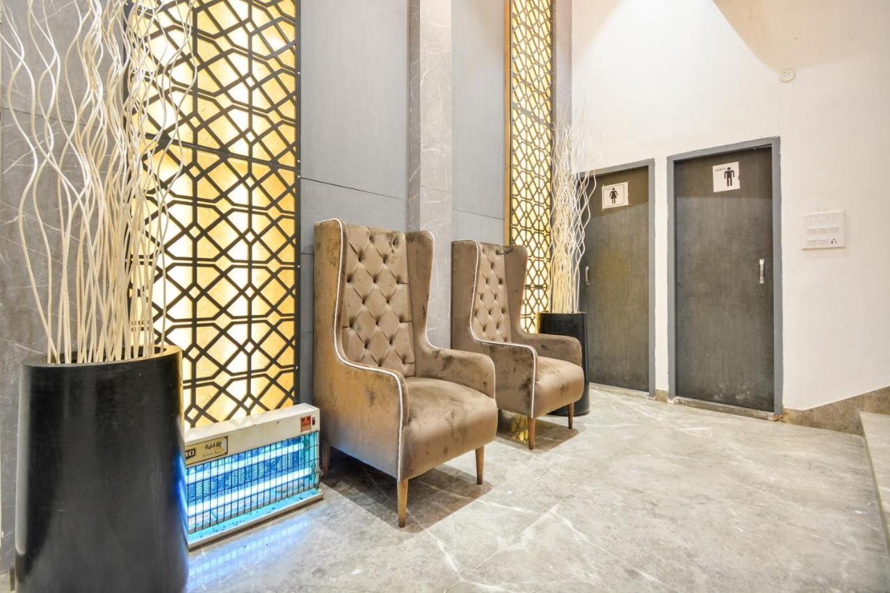 Oyo 46616 Hotel Abhinandan Jind 外观 照片