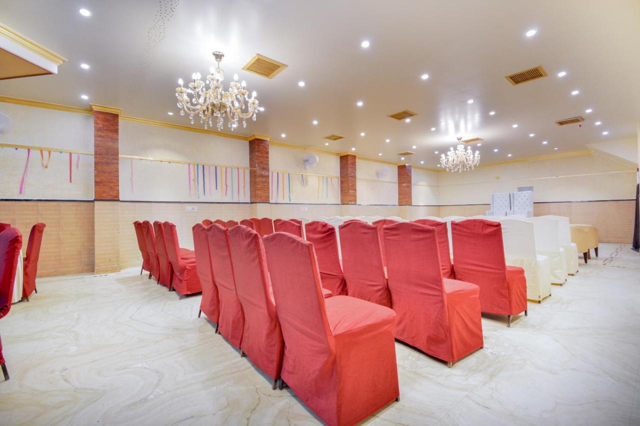Oyo 46616 Hotel Abhinandan Jind 外观 照片
