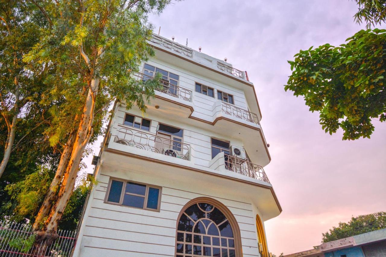 Oyo 46616 Hotel Abhinandan Jind 外观 照片